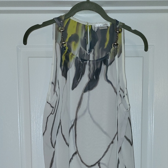 Top - Picture 3 of 5